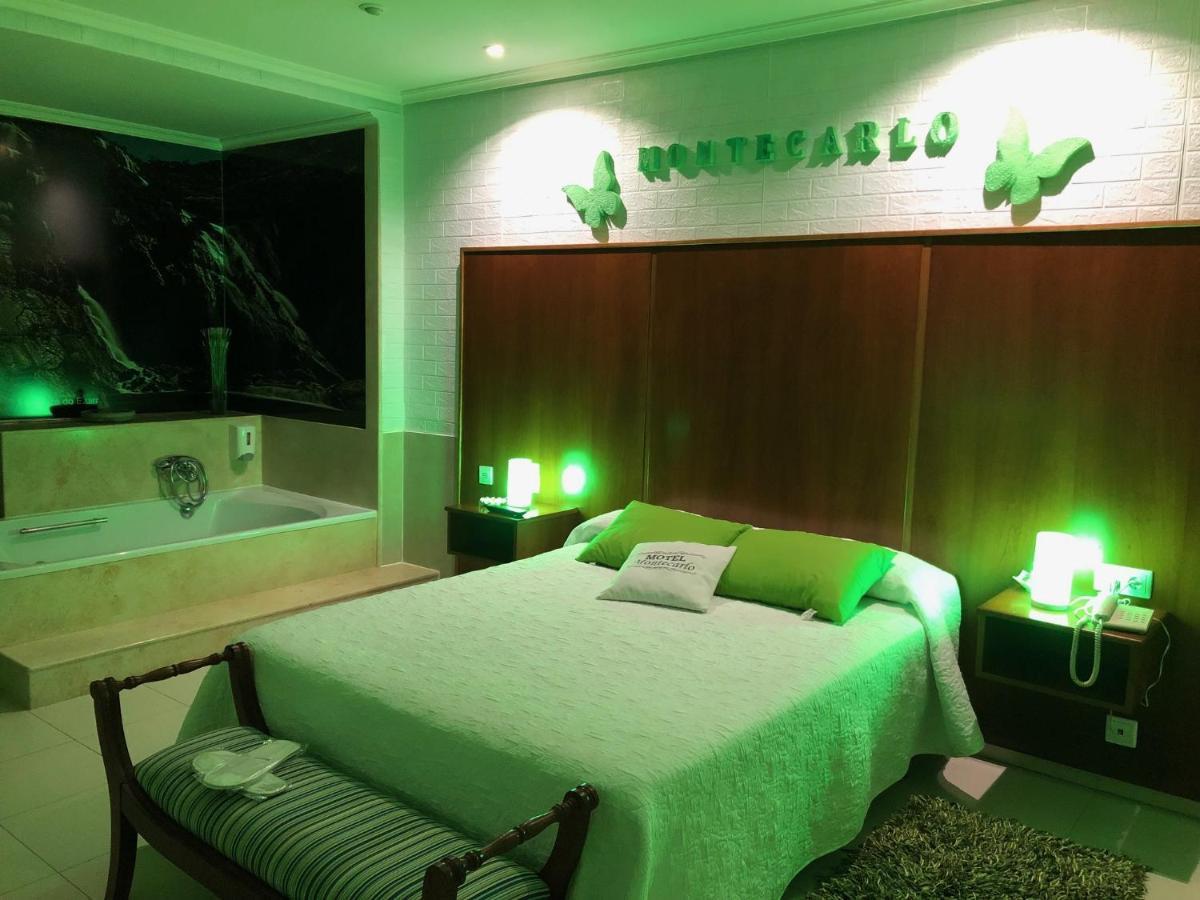 Motel Montecarlo Луго Екстериор снимка