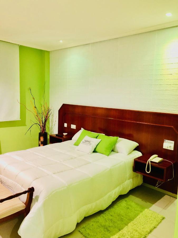 Motel Montecarlo Луго Екстериор снимка